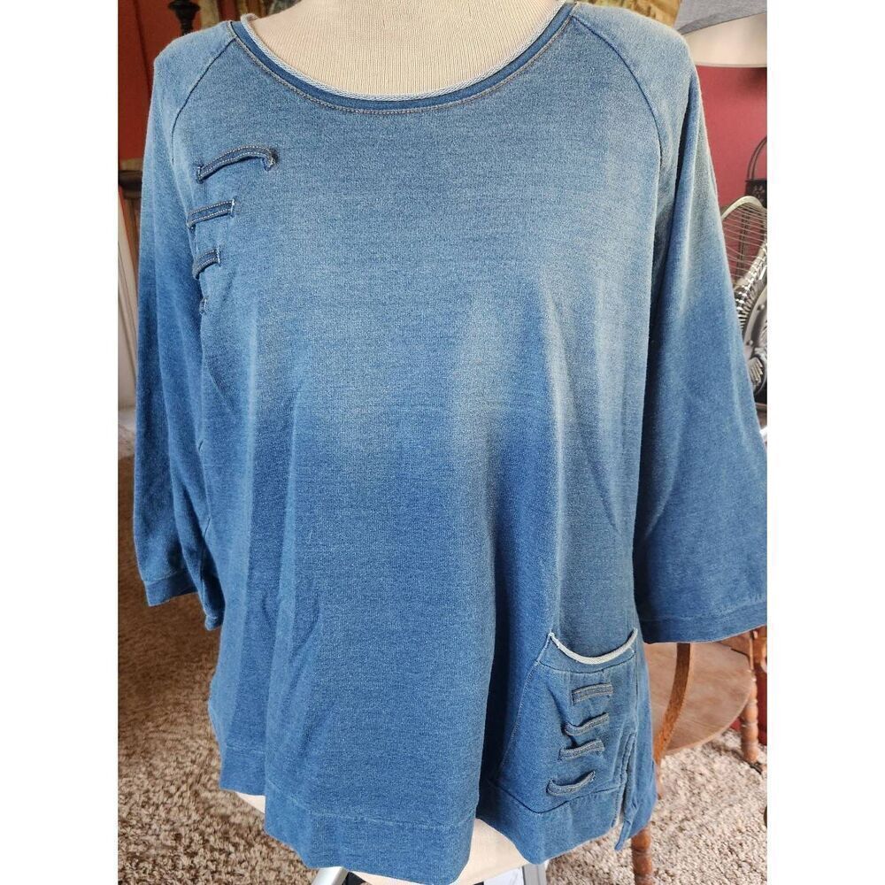 T46 Wild Palms faded blue knit top w 3/4 sleeves & lacing accented pockets NWT